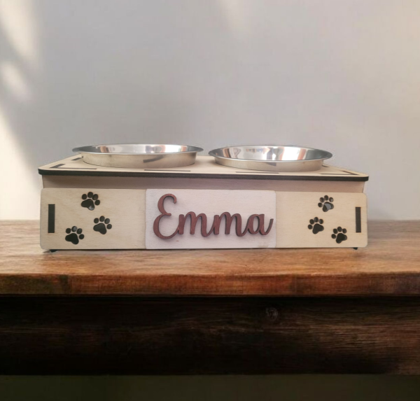 Futterbar für kleine Hunde und für Katzen